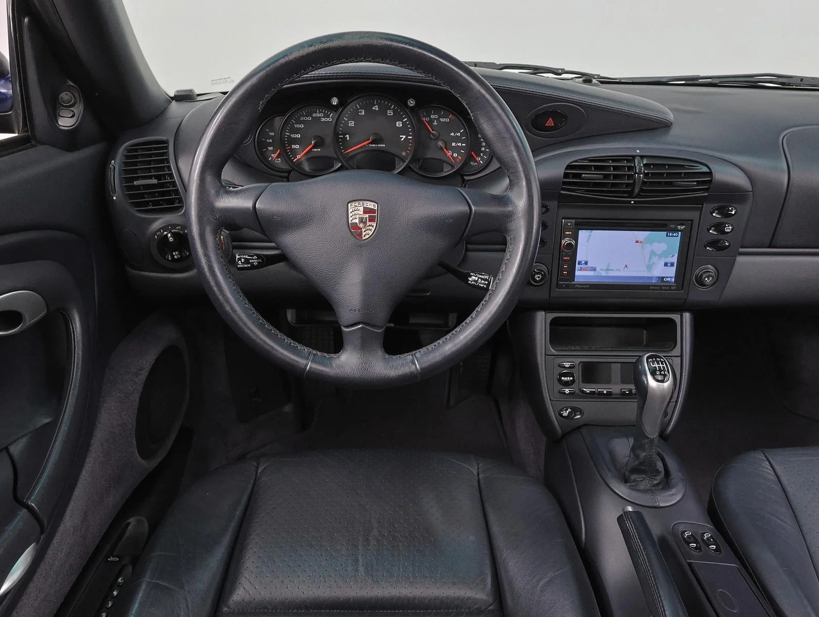 2001 Porsche 911 Carrera, 13/24