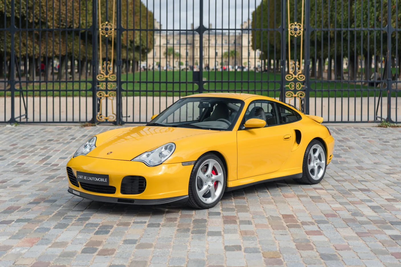 2001 Porsche 911 Turbo 996 angeboten von einem Fachhändler in Paris, Frankreich, Hauptfoto