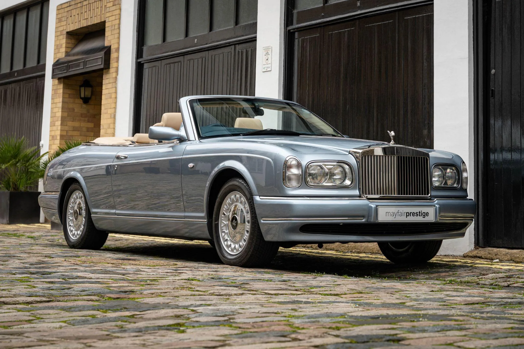 2001 Rolls-Royce Corniche V, 13/30