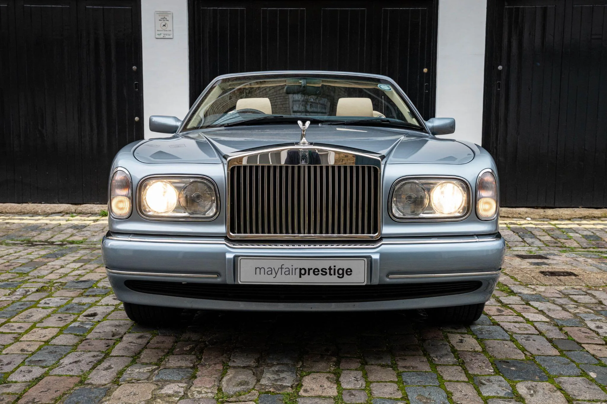 2001 Rolls-Royce Corniche V, 16/30