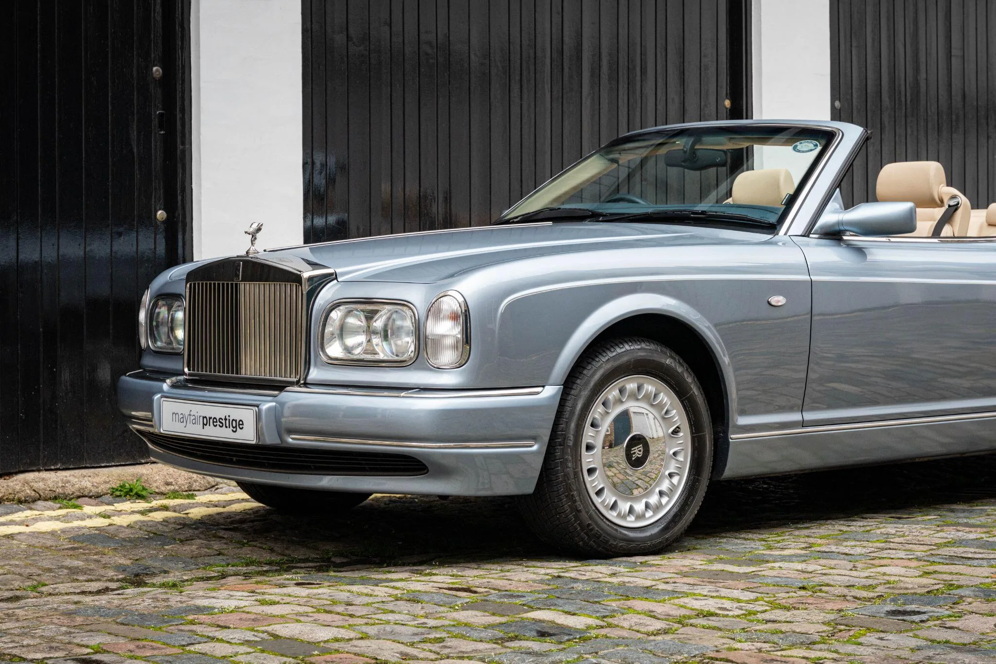2001 Rolls-Royce Corniche V, 20/30