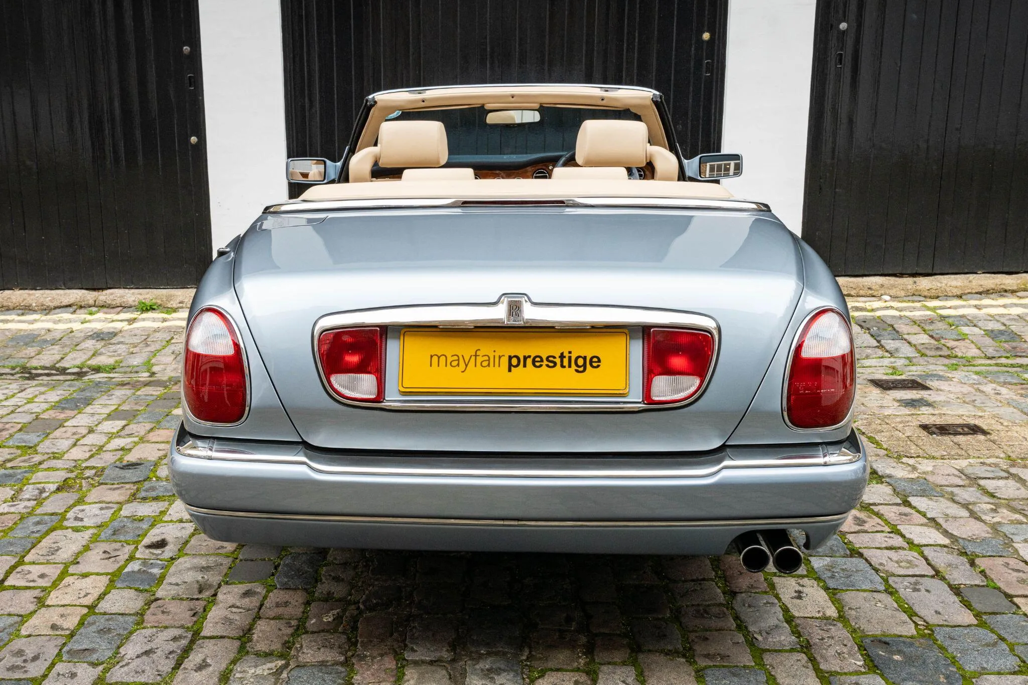 2001 Rolls-Royce Corniche V, 29/30