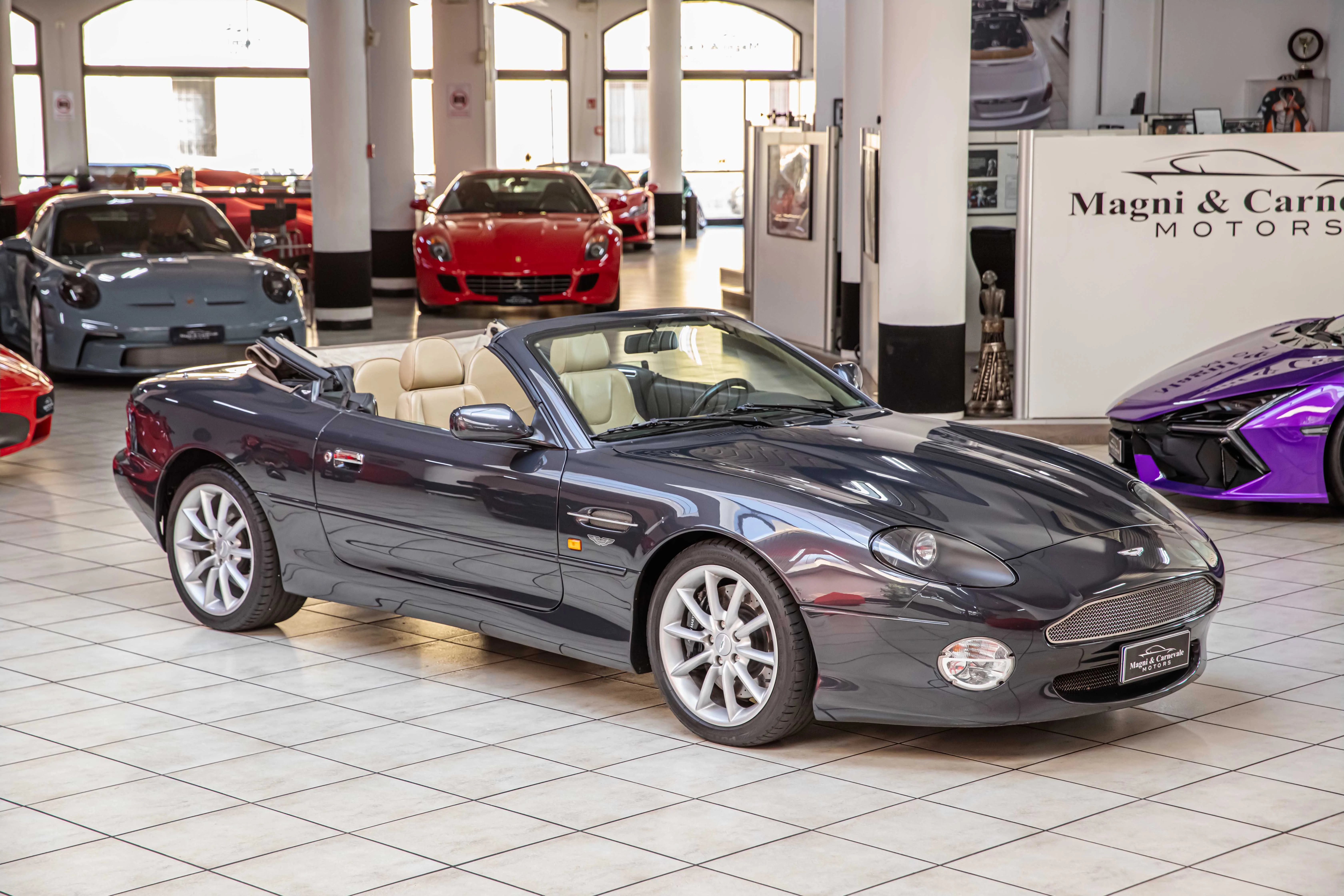 2002 Aston Martin DB7 Vantage Volante, 2/30