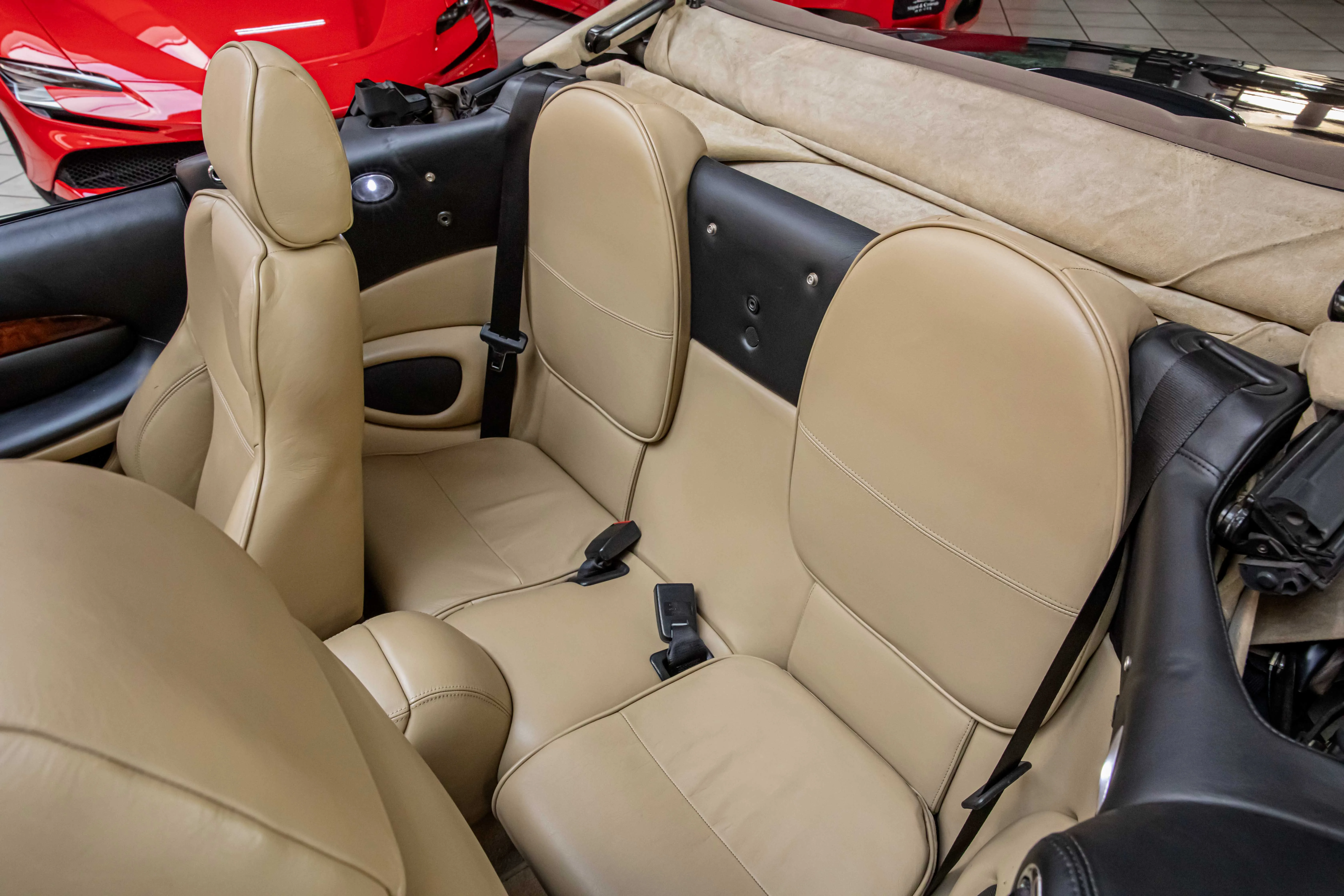 2002 Aston Martin DB7 Vantage Volante, 21/30