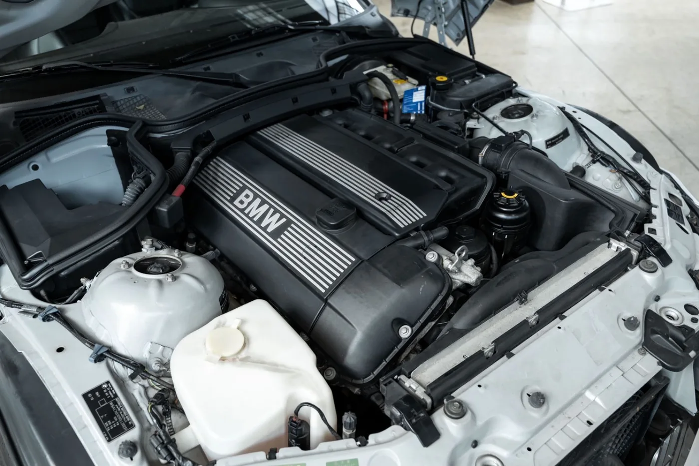 2002 BMW Z3 Roadster, 3.0i angeboten von einem Fachhändler in Neuss, Deutschland, Foto 22 von 25