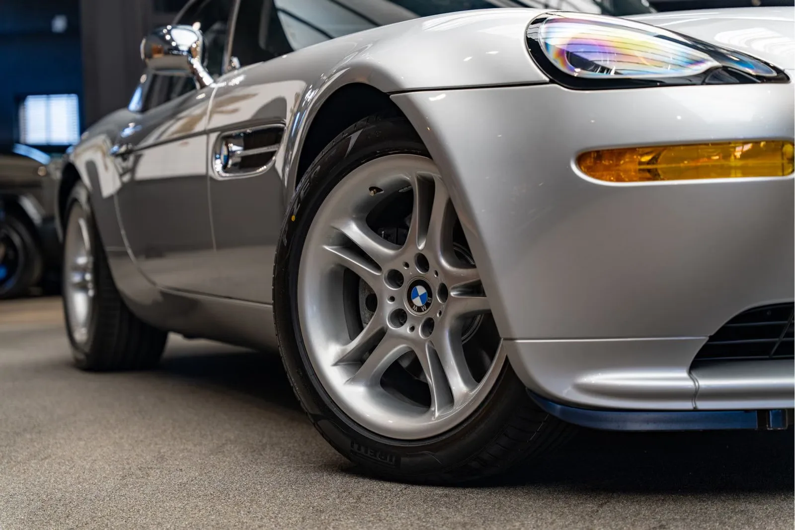 2002 BMW Z8, 14/30