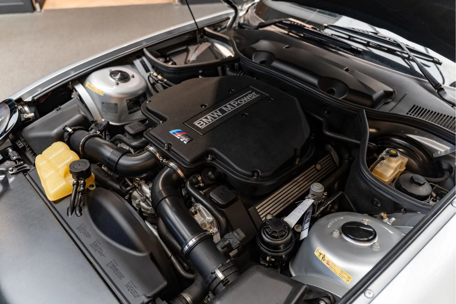 2002 BMW Z8, 26/30