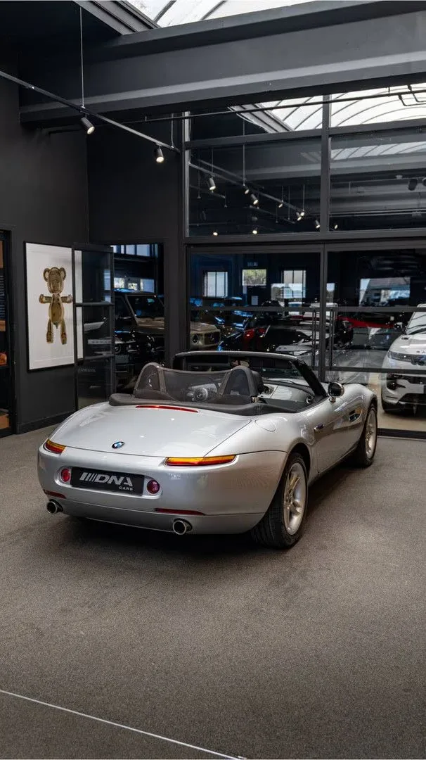 2002 BMW Z8, 30/30