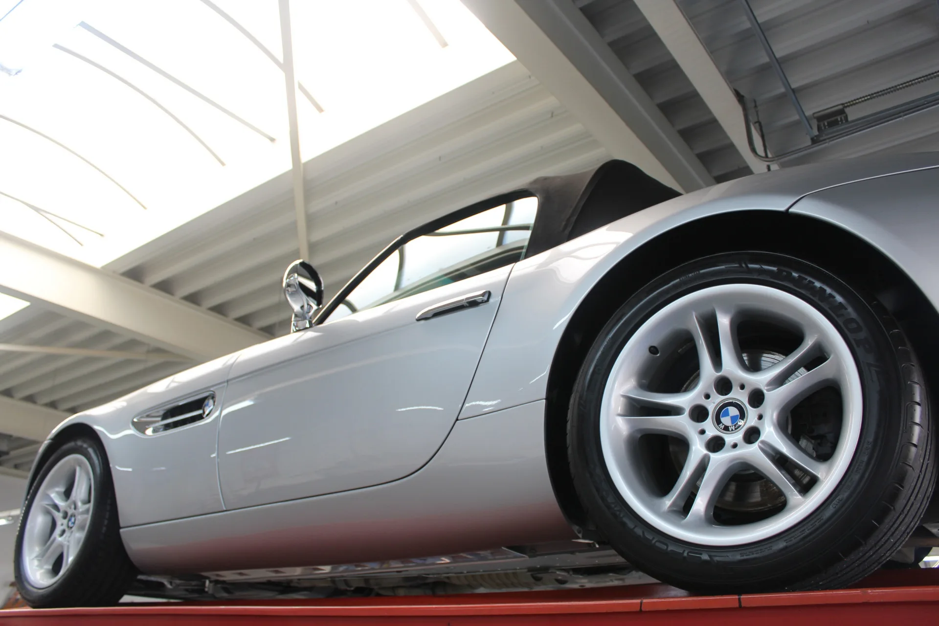 2002 BMW Z8, 14/30