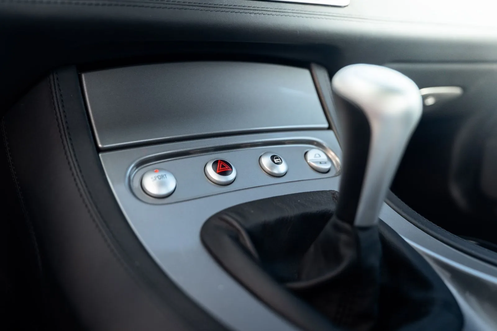 2002 BMW Z8, 28/30