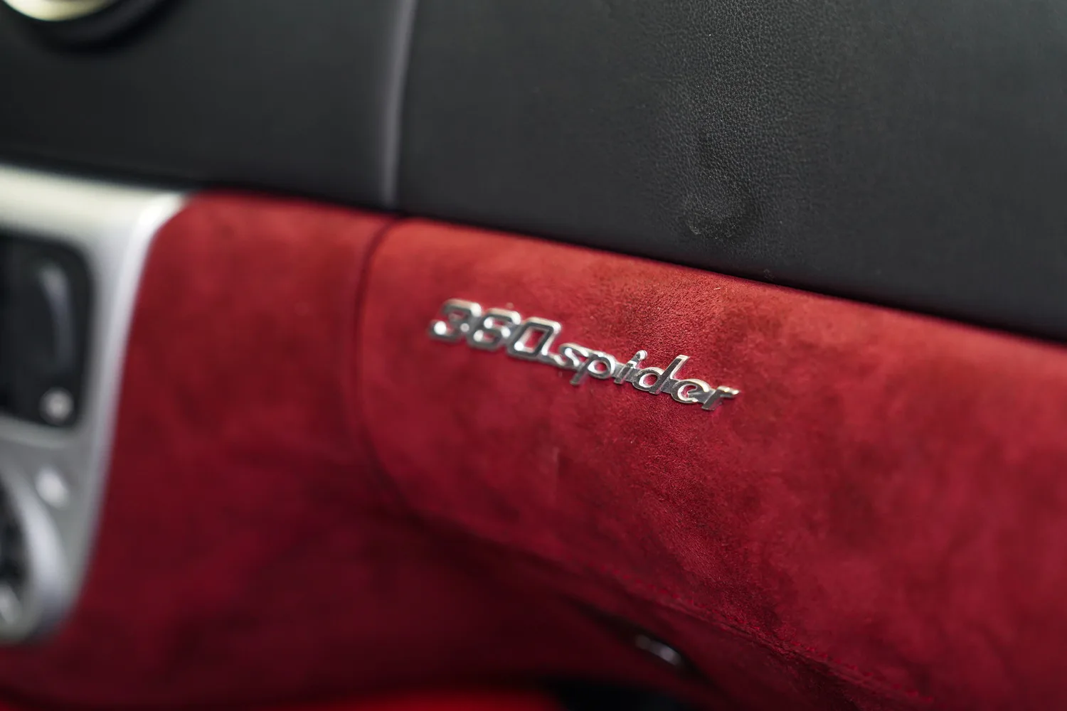 2002 Ferrari 360 Spider, 12/13