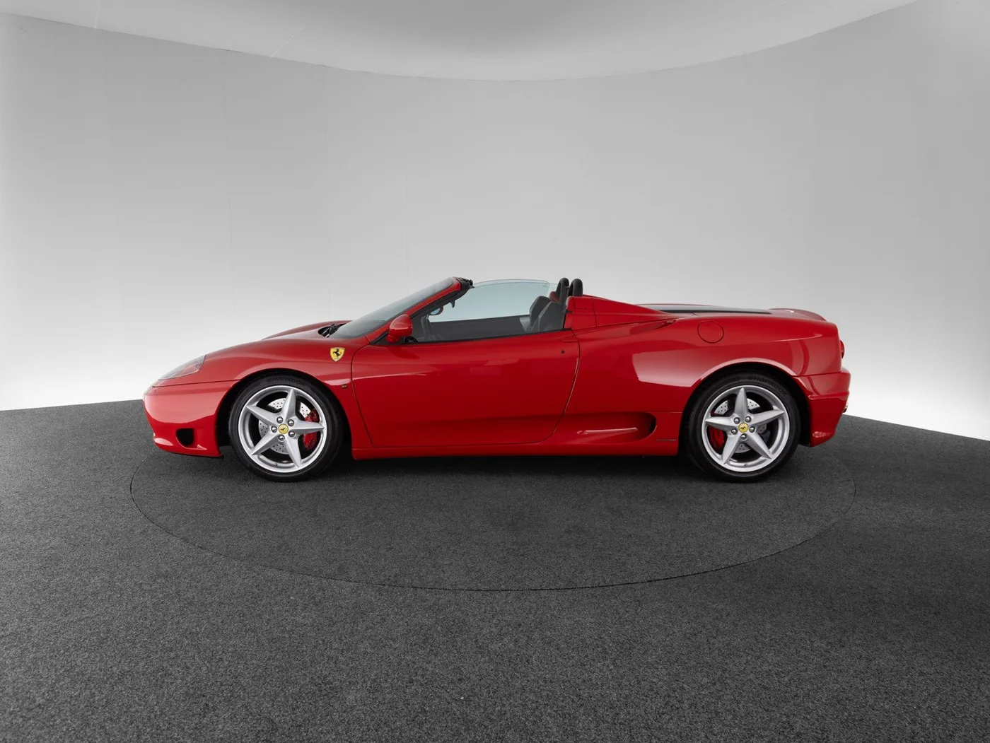 2002 Ferrari 360 Spider angeboten von einem Fachhändler in Singen, Deutschland, Foto 8 von 15