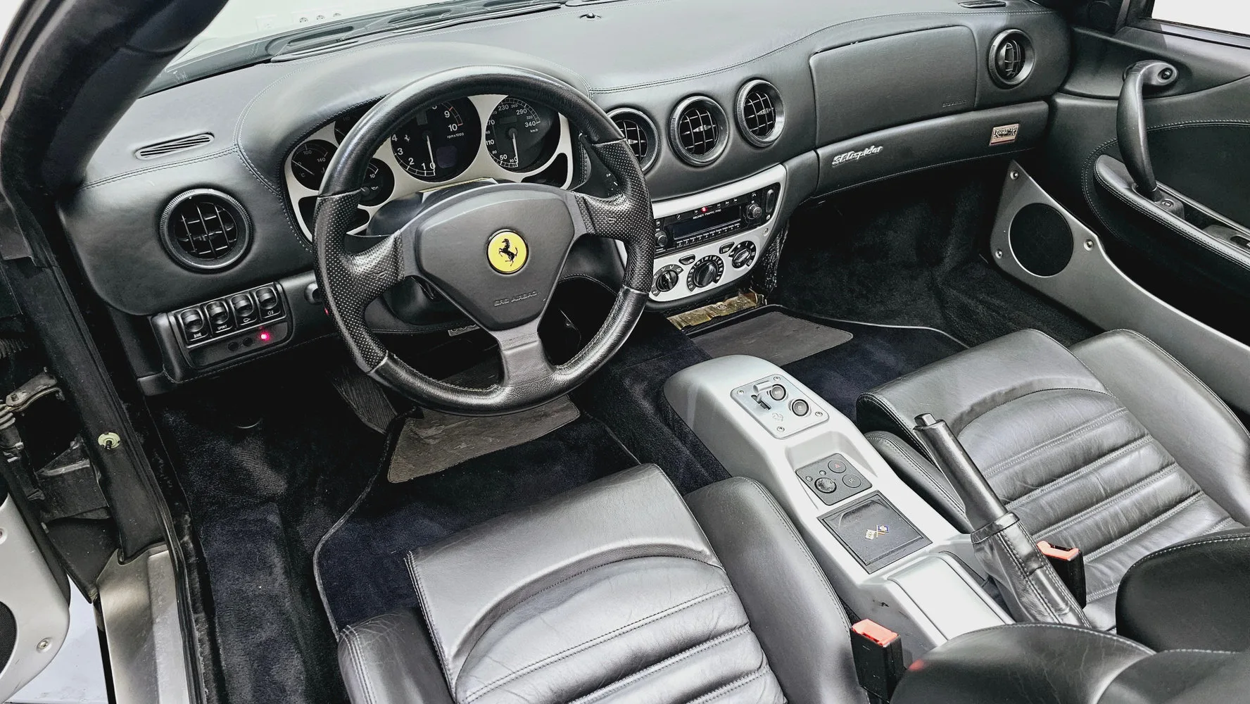 2002 Ferrari 360 Spider, 5/19