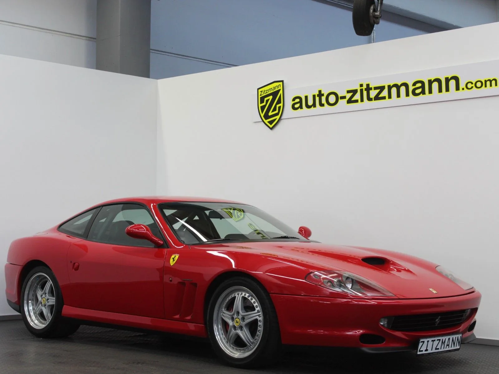 2002 Ferrari 550 Maranello angeboten von einem Fachhändler in Nuremberg, Deutschland, Hauptfoto