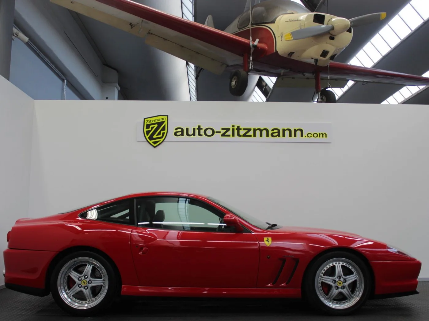 2002 Ferrari 550 Maranello offered by a specialist dealer in Nuremberg, Germany, photo 6 of 15