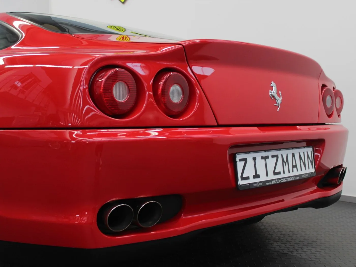2002 Ferrari 550 Maranello offered by a specialist dealer in Nuremberg, Germany, photo 14 of 15
