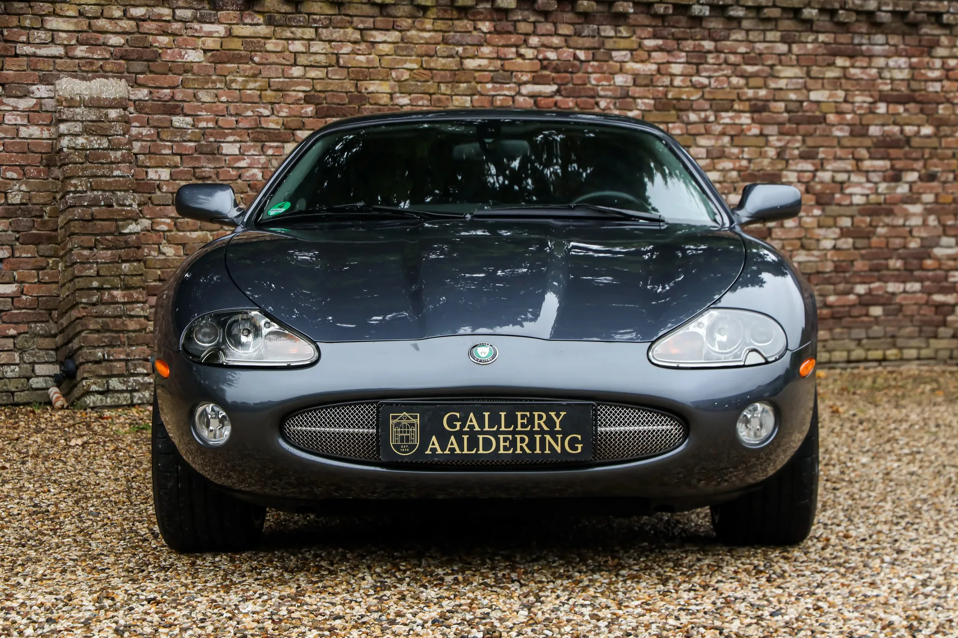 2002 Jaguar XK8 Coupé 4.2, 5/30