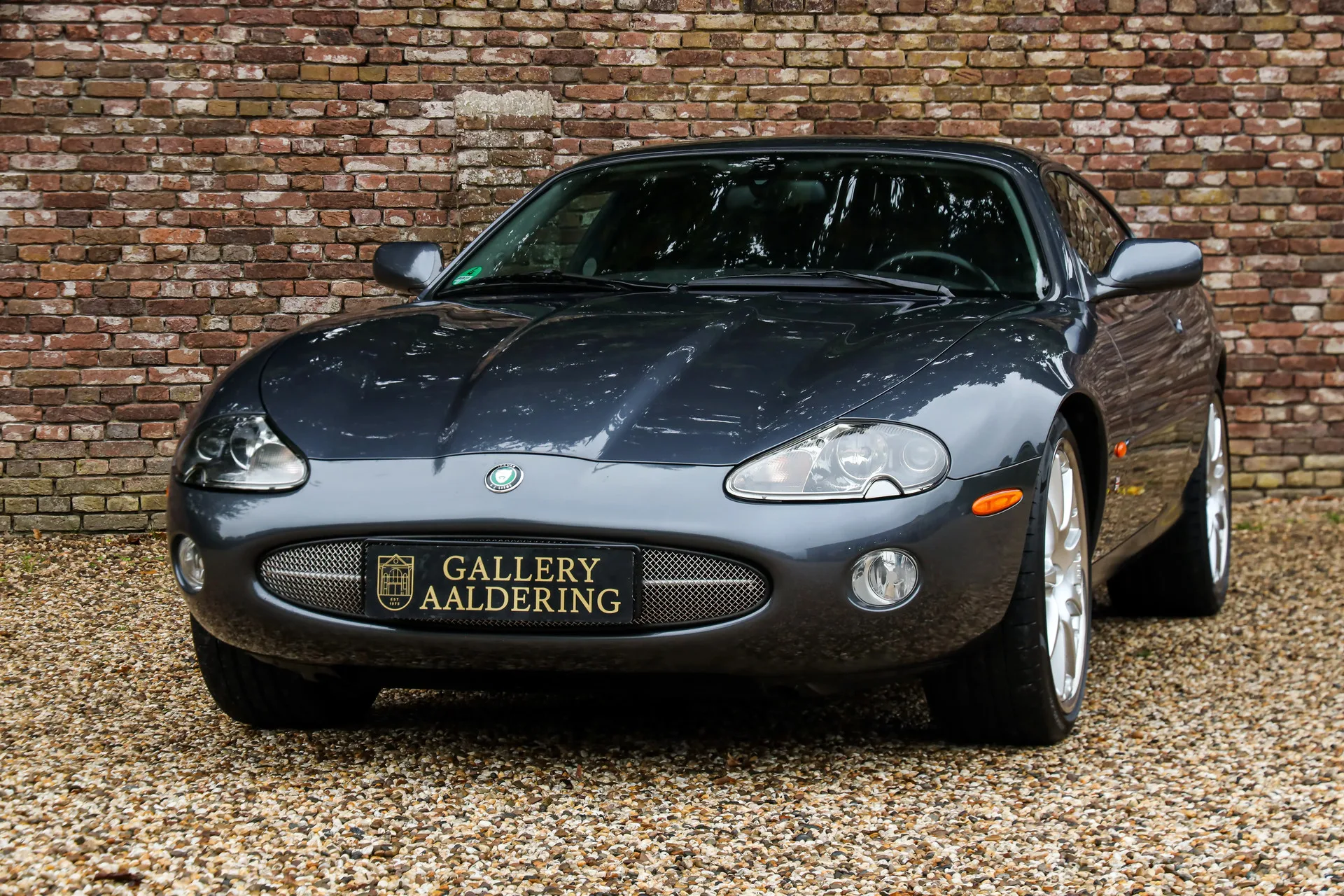 2002 Jaguar XK8 Coupé 4.2, 8/30