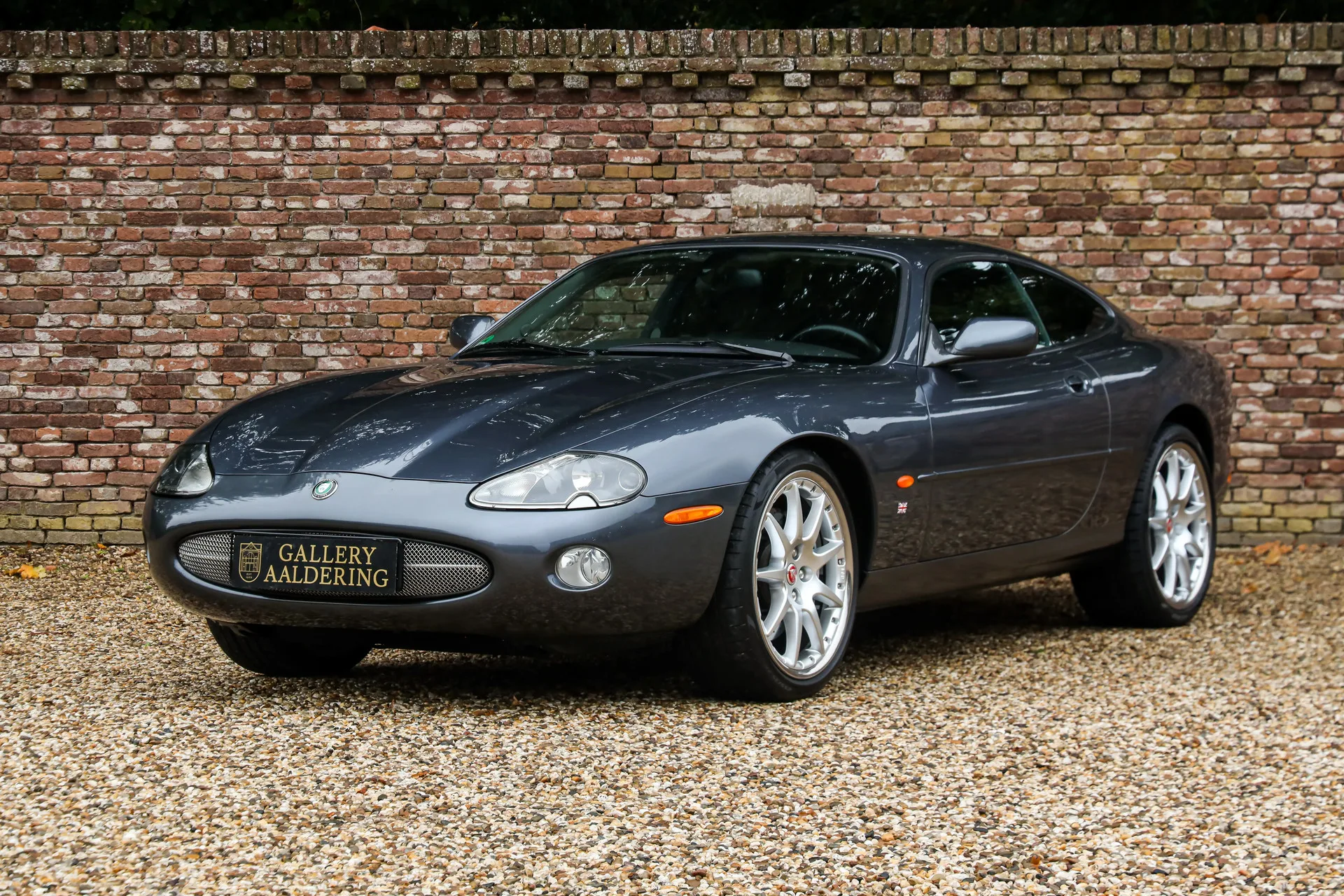 2002 Jaguar XK8 Coupé 4.2, 9/30