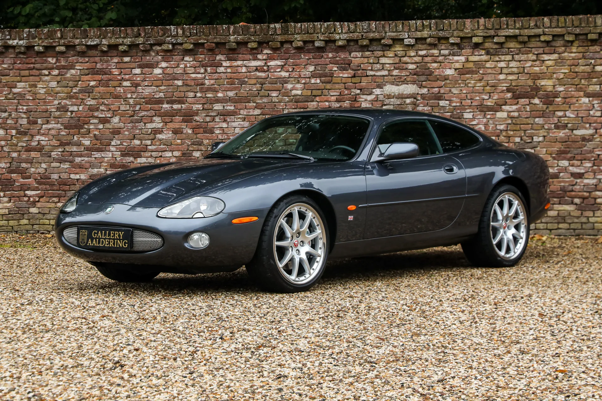 2002 Jaguar XK8 Coupé 4.2, 11/30