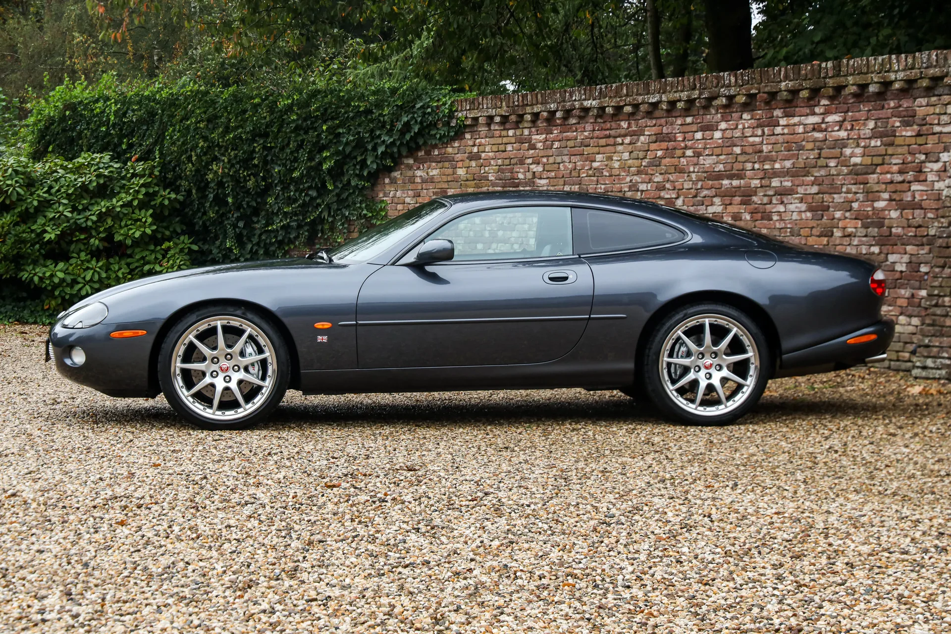2002 Jaguar XK8 Coupé 4.2, 12/30