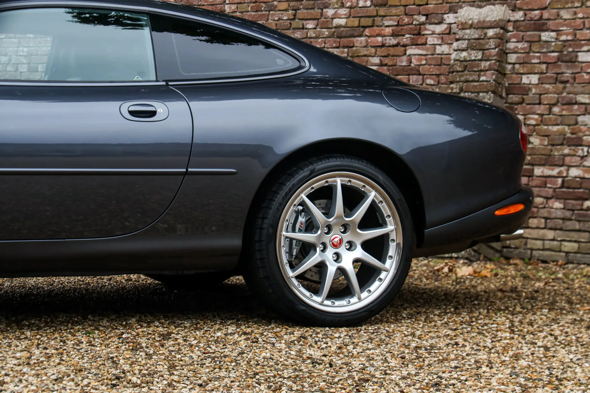 2002 Jaguar XK8 Coupé 4.2, 14/30