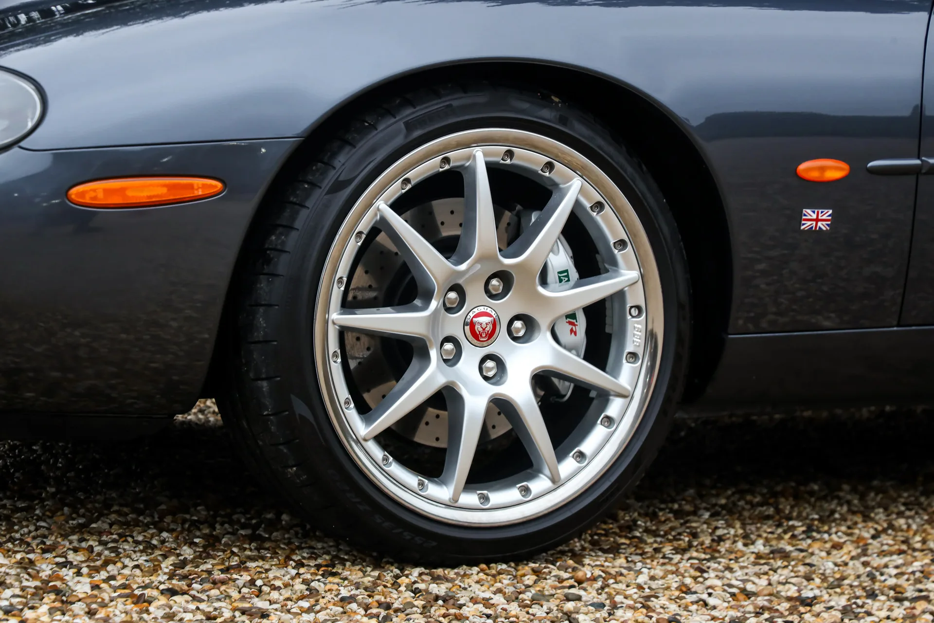 2002 Jaguar XK8 Coupé 4.2, 18/30