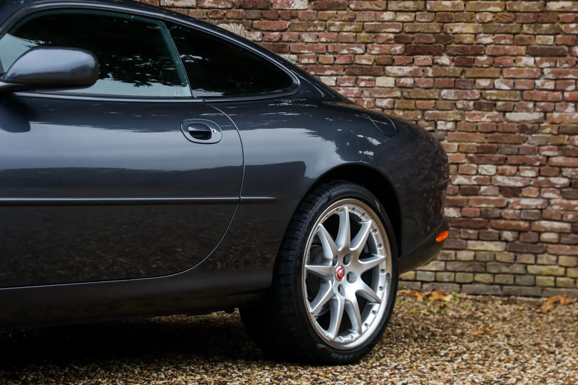 2002 Jaguar XK8 Coupé 4.2, 19/30