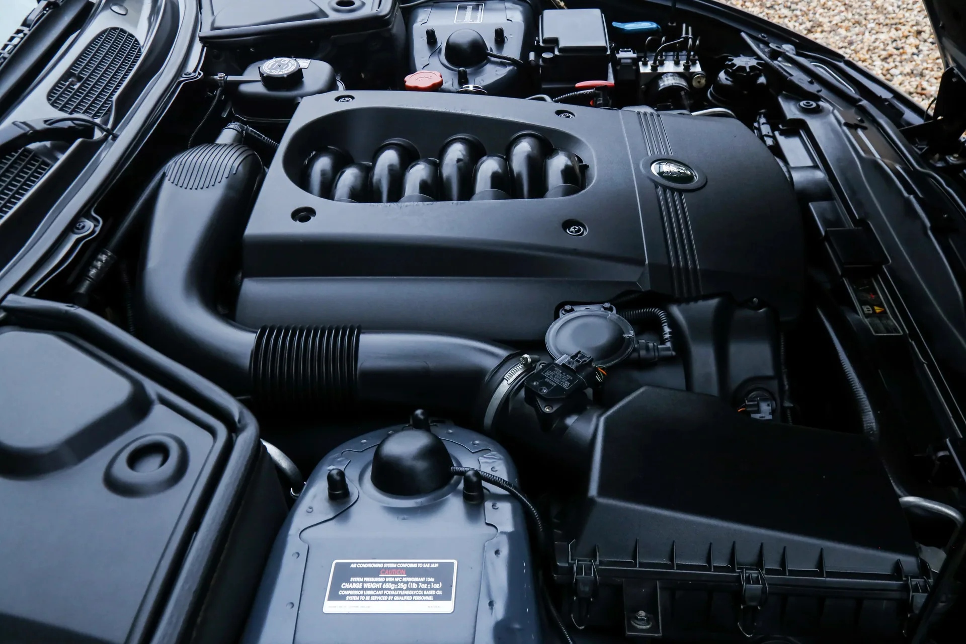 2002 Jaguar XK8 Coupé 4.2, 29/30