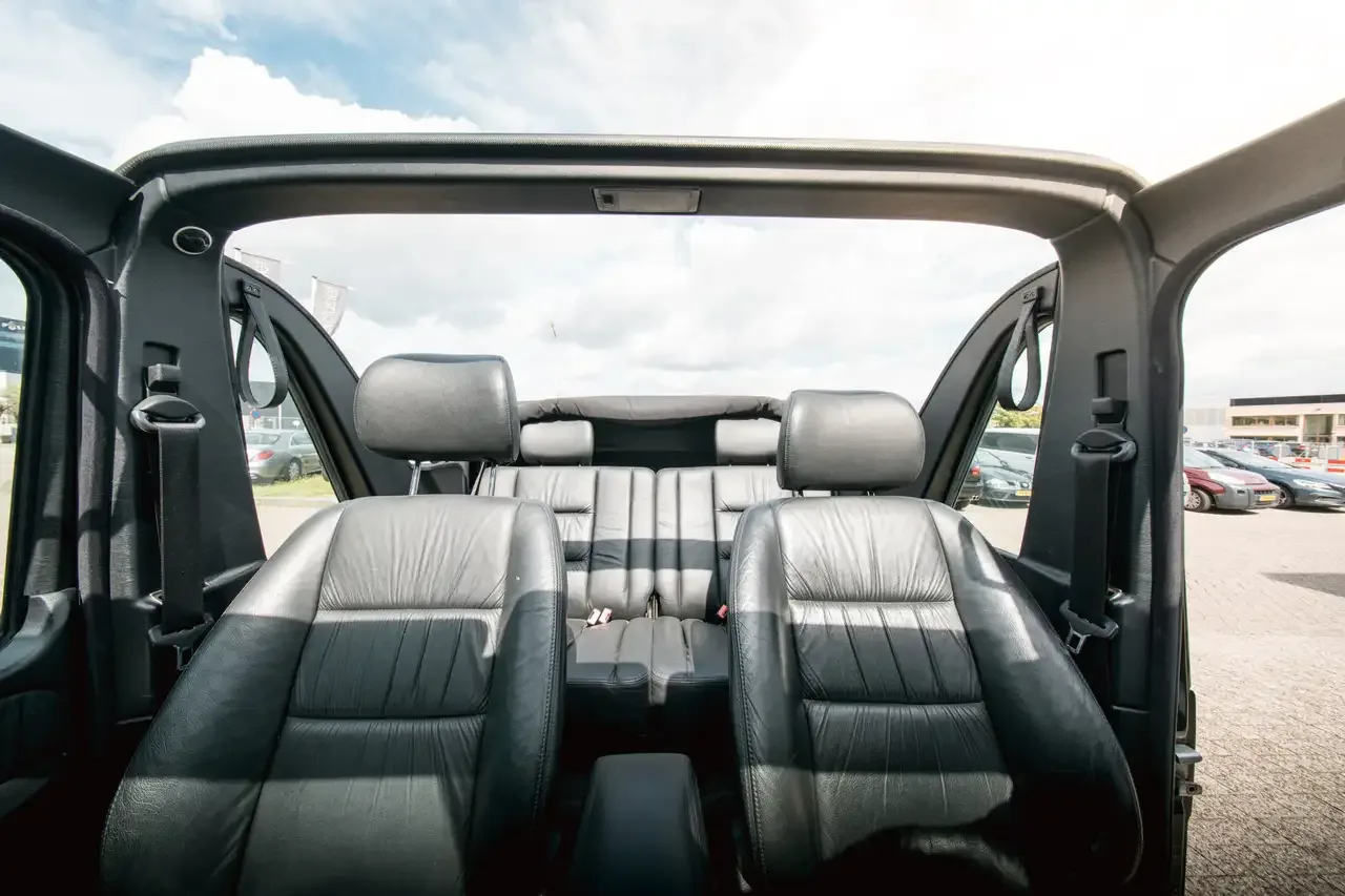 2002 Mercedes-Benz G 400 CDI Cabriolet, 8/24