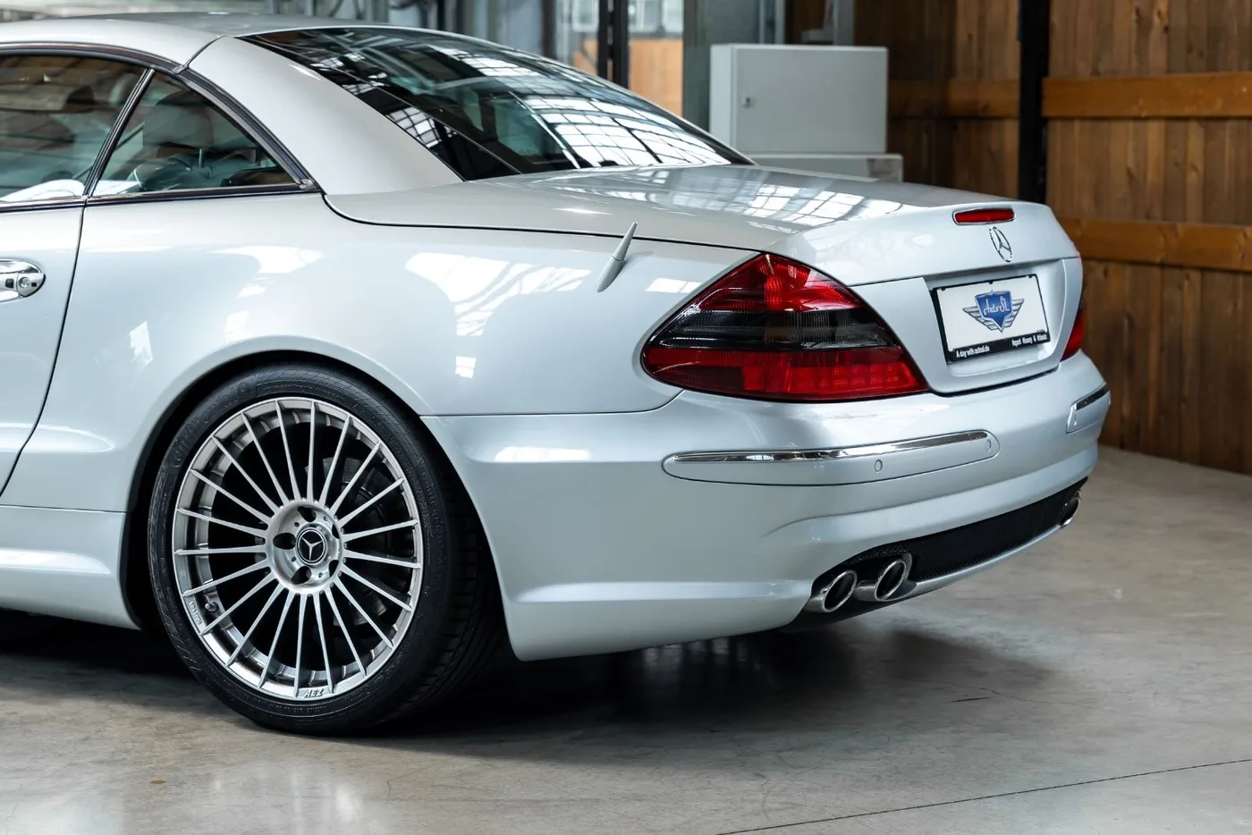 2002 Mercedes-Benz SL 500 angeboten von einem Fachhändler in Neuss, Deutschland, Foto 7 von 25