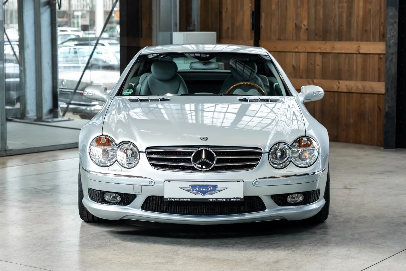 2002 Mercedes-Benz SL 500 angeboten von einem Fachhändler in Neuss, Deutschland, Foto 21 von 25