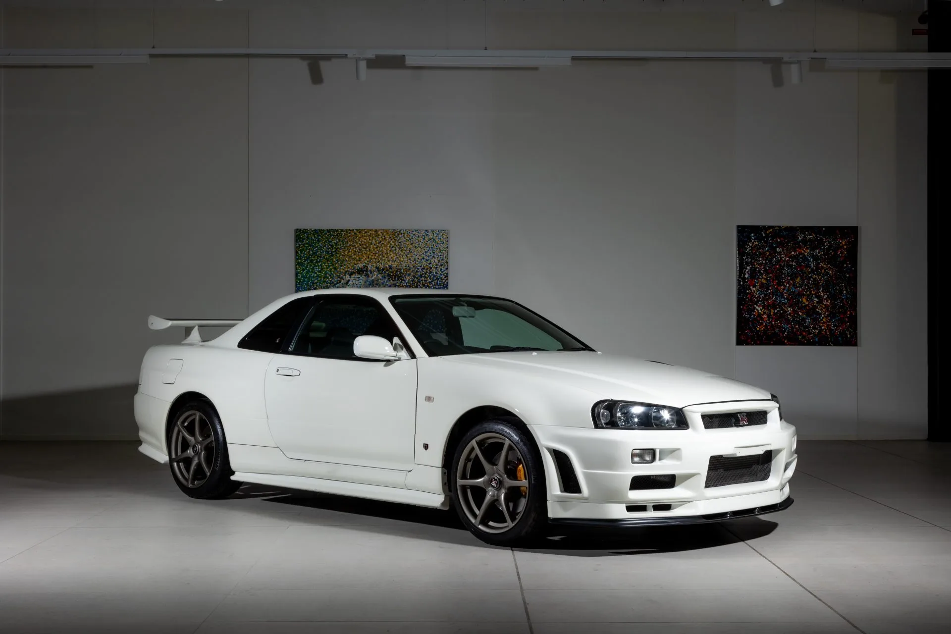 2002 Nissan Skyline GT-R offered by a specialist dealer in Uppsala, Sweden, main photo