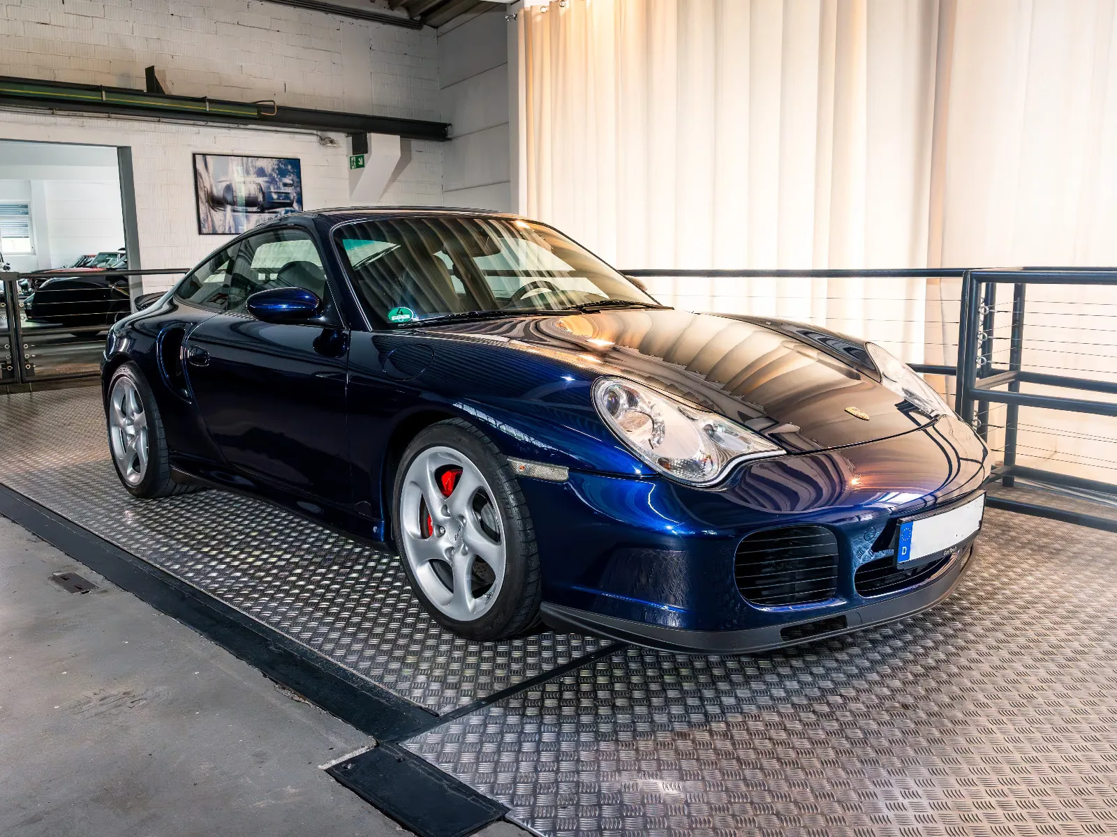 2002 Porsche 911 Turbo X50 offered by a specialist dealer in Ismaning, Germany, main photo