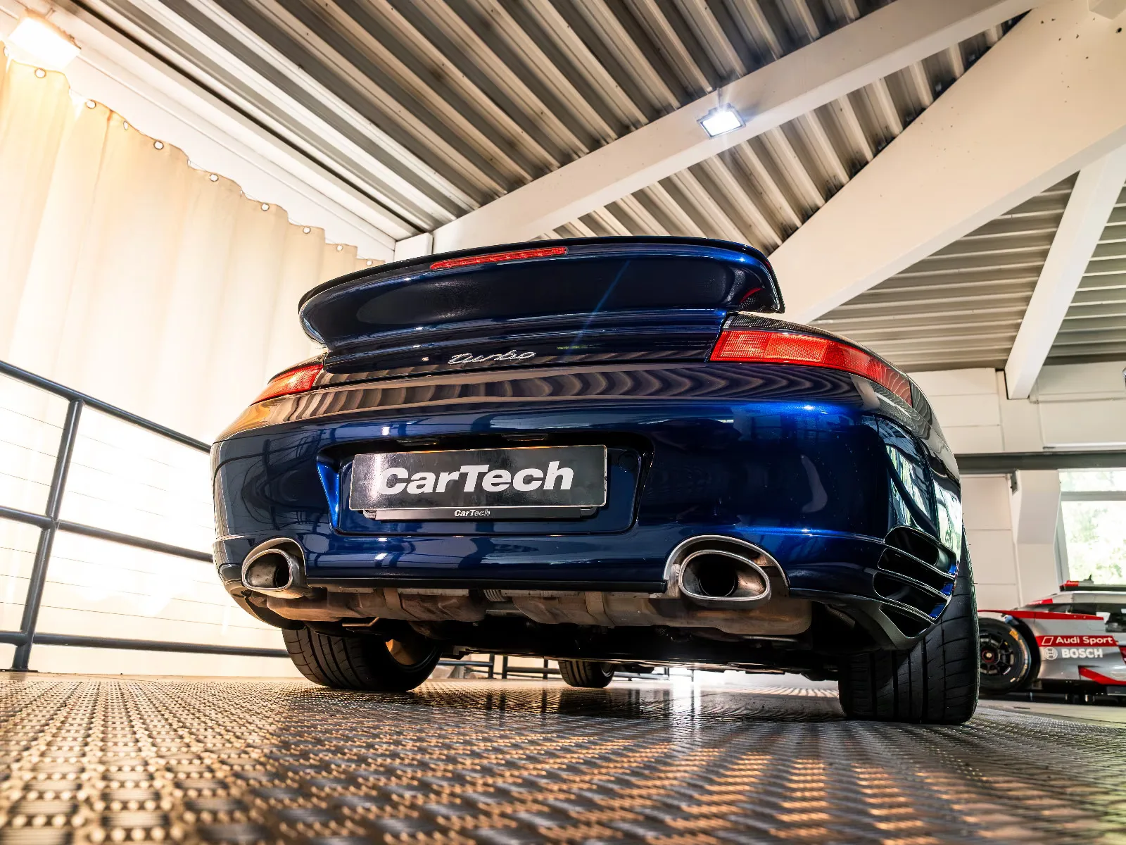 2002 Porsche 911 Turbo X50, 9/27