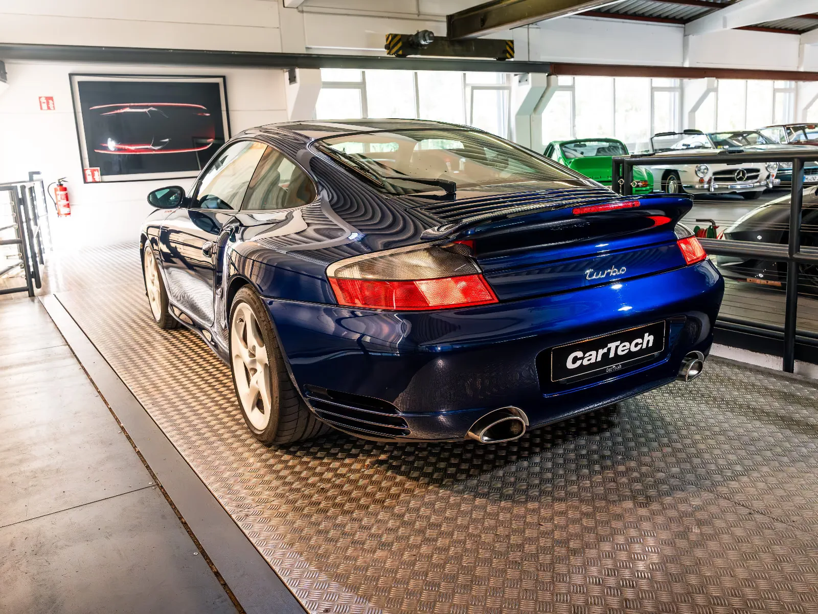 2002 Porsche 911 Turbo X50, 11/27