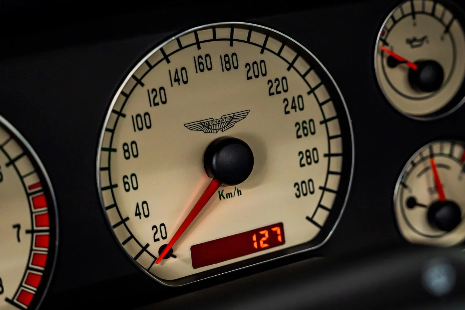 2003 Aston Martin DB AR1 Zagato, 16/27