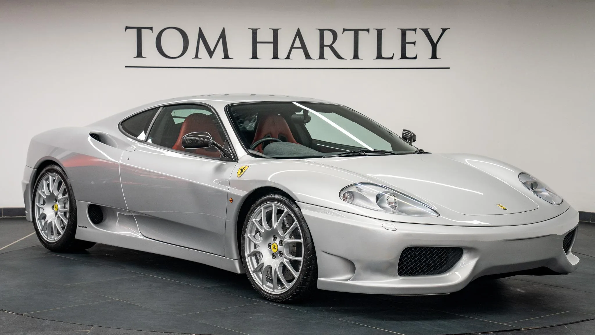 2003 Ferrari 360 Challenge Stradale proposée par un concessionnaire spécialisé à Swadlincote, Royaume-Uni, photo principale