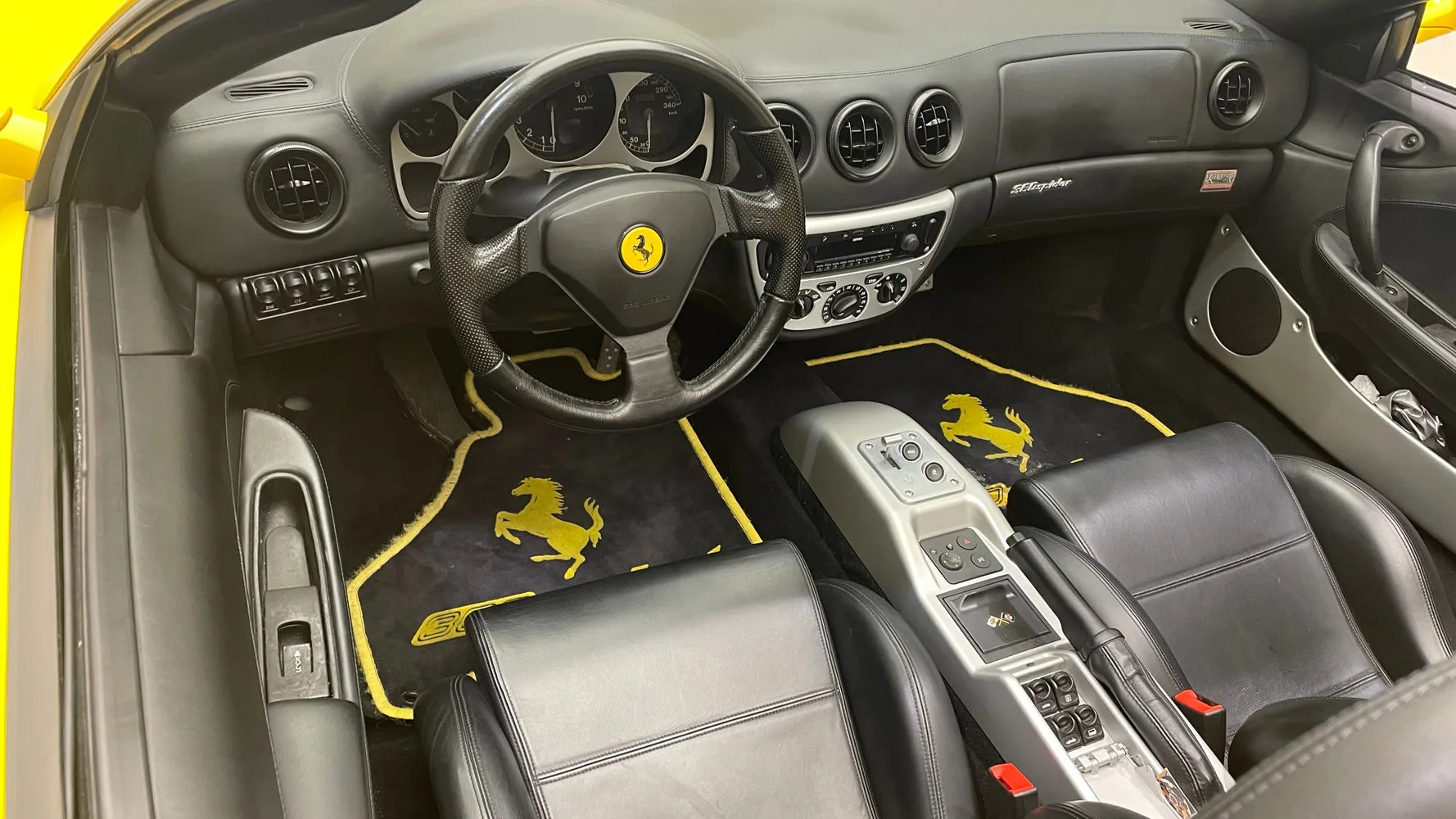 2003 Ferrari 360 Spider, 5/20