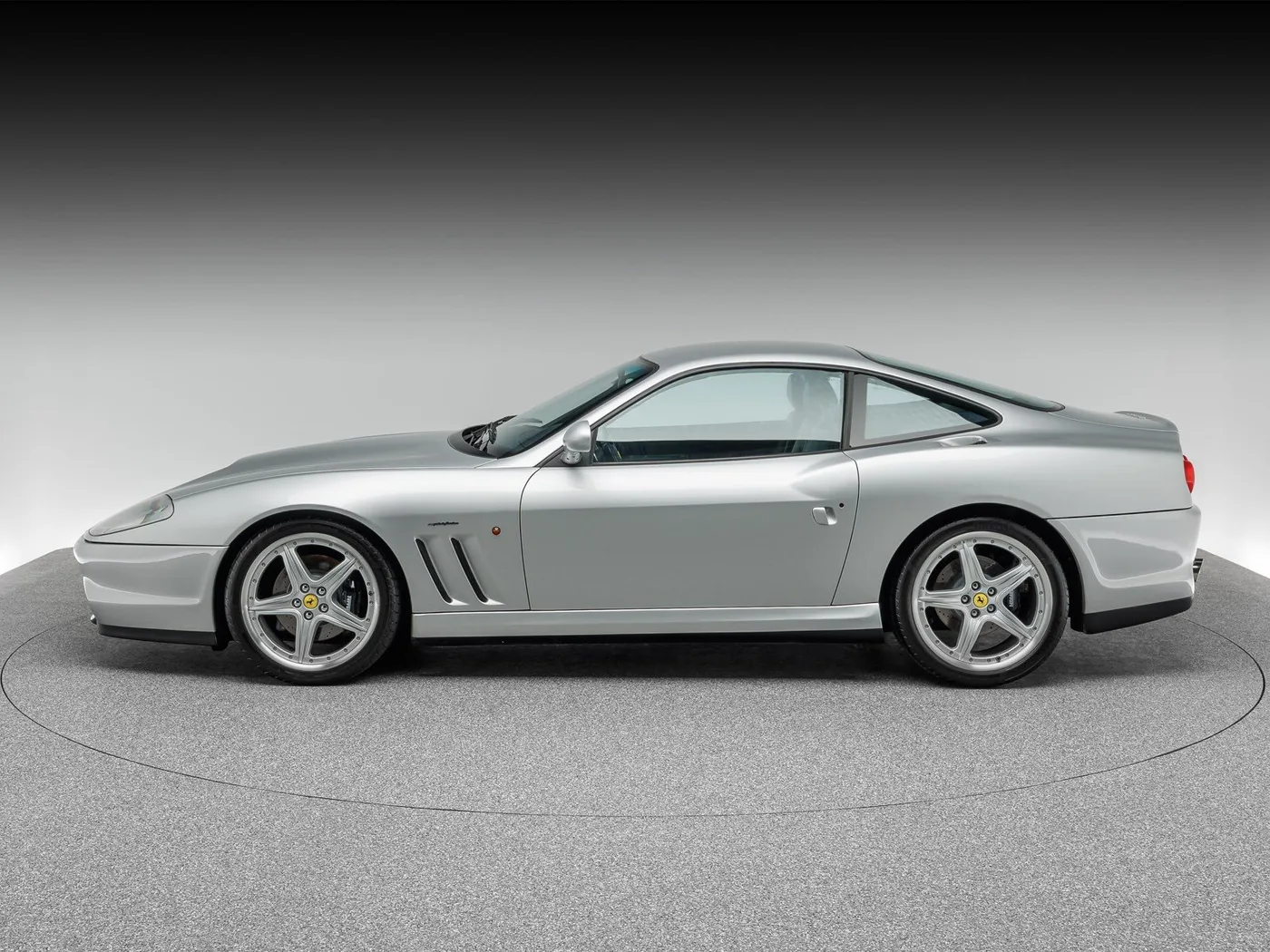 2003 Ferrari 575M Maranello proposée par un concessionnaire spécialisé à Böblingen, Allemagne, photo 2 sur 15