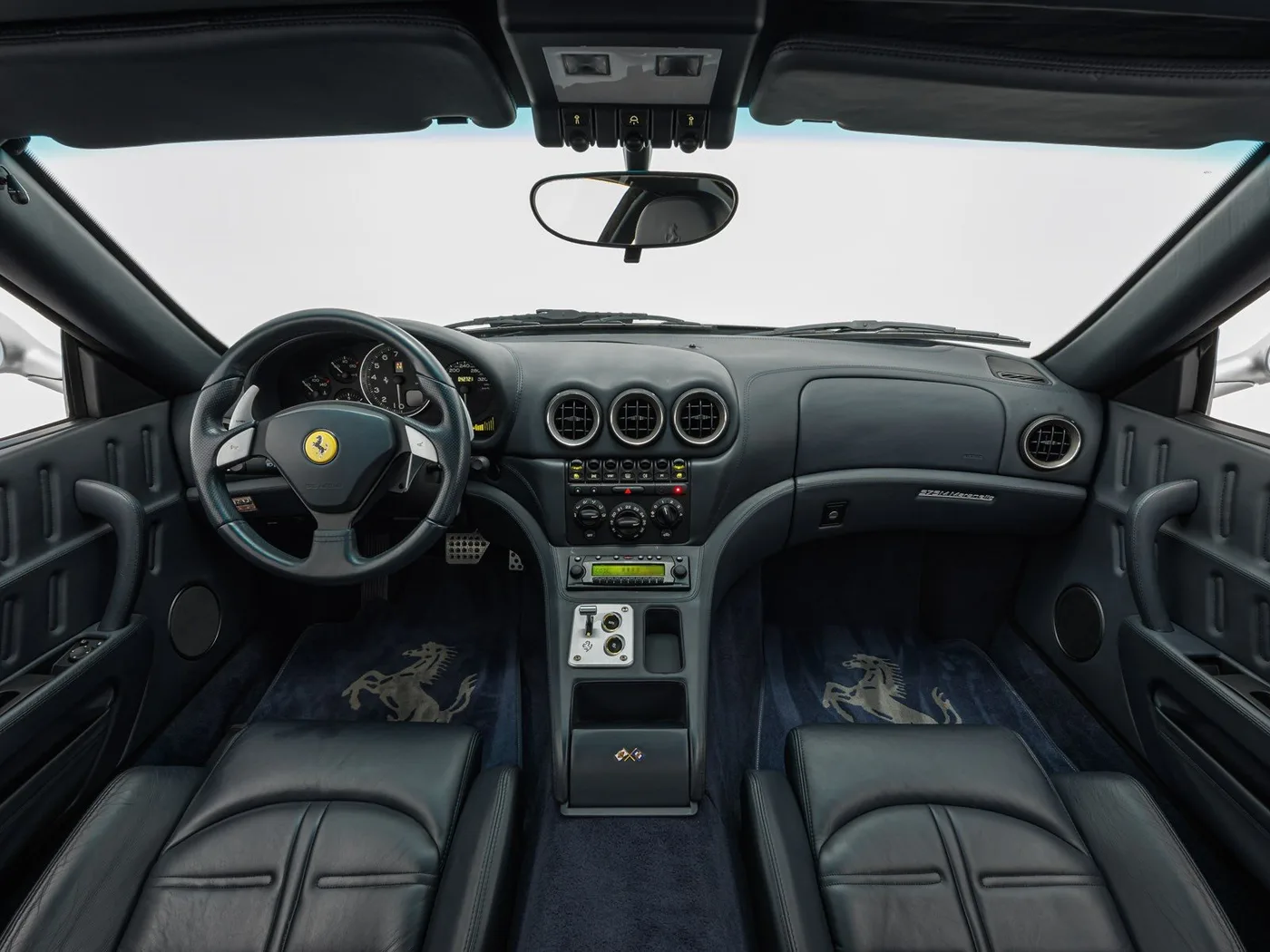 2003 Ferrari 575M Maranello proposée par un concessionnaire spécialisé à Böblingen, Allemagne, photo 4 sur 15
