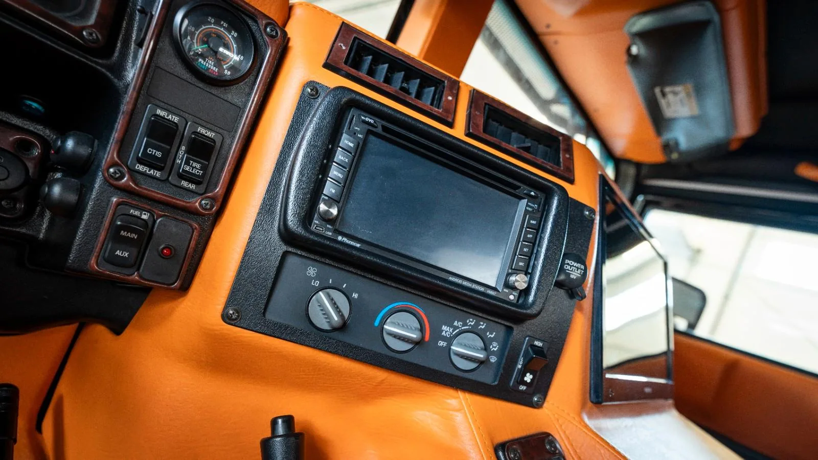 2003 Hummer H1, 14/15