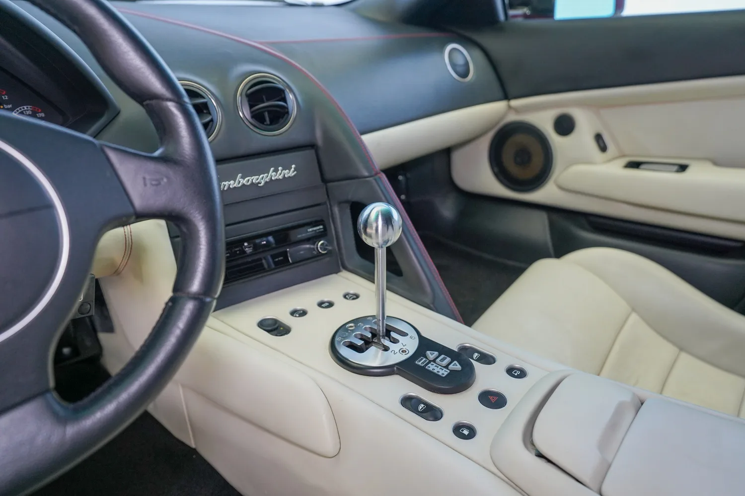 2003 Lamborghini Murciélago, 12/13