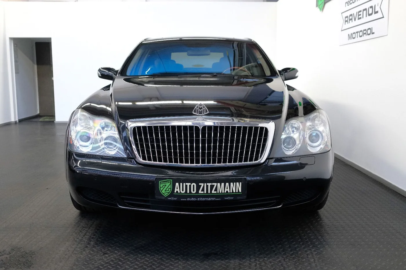 2003 Maybach 57 offered by a specialist dealer in Nuremberg, Germany, photo 2 of 15