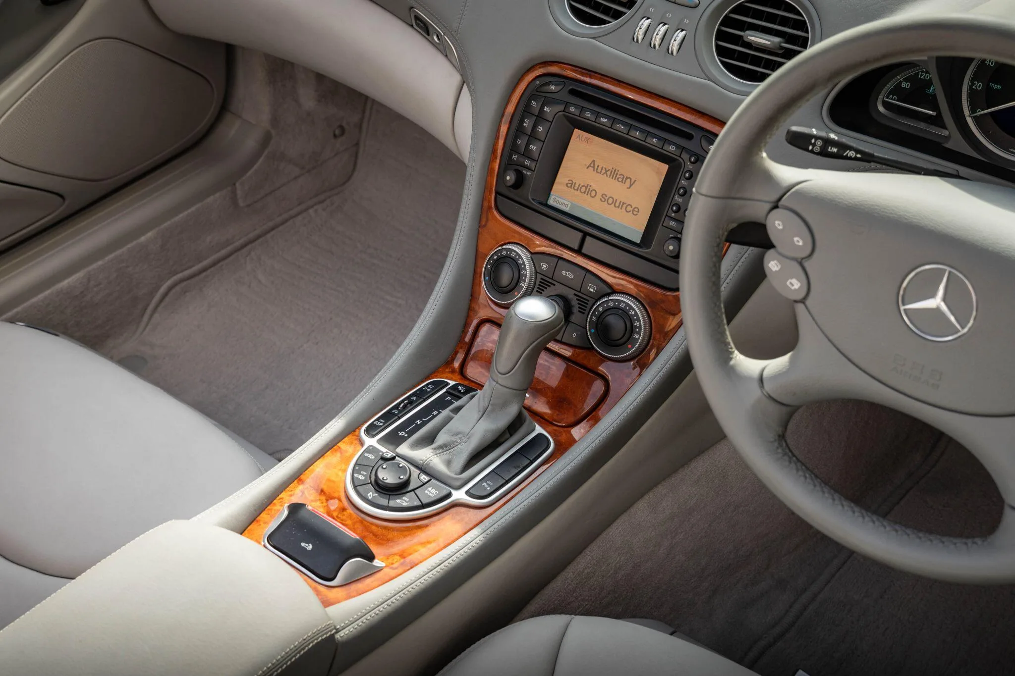 2003 Mercedes-Benz SL 500, 30/30