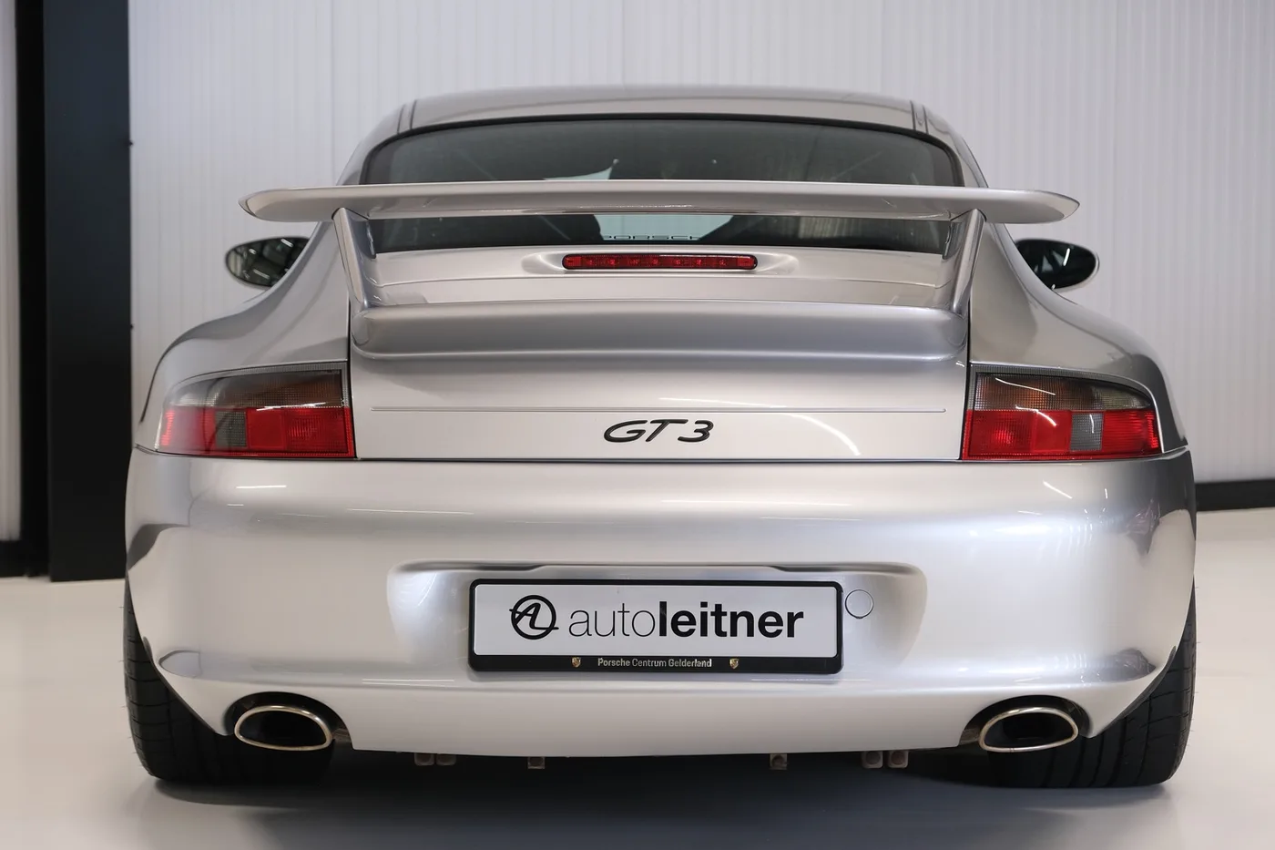 2003 Porsche 911 GT3 Clubsport proposée par un négociant en voitures de collection à Alkmaar, Pays-Bas, photo 13 sur 15