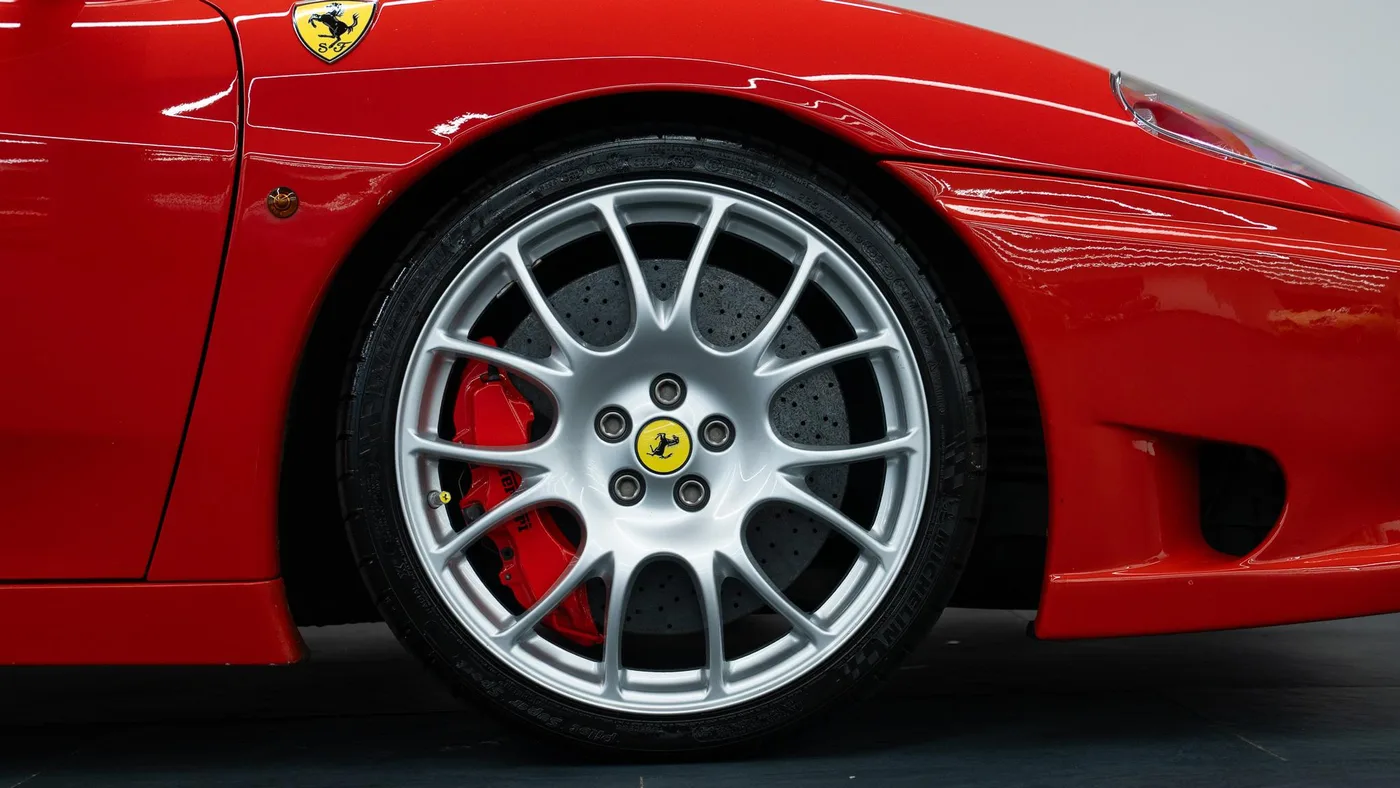 2004 Ferrari 360 Challenge Stradale F1 angeboten von einem Fachhändler in Swadlincote, Vereinigtes Königreich, Foto 10 von 15