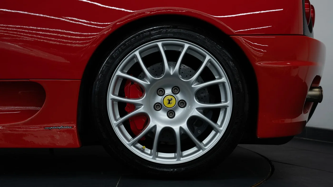 2004 Ferrari 360 Challenge Stradale F1 angeboten von einem Fachhändler in Swadlincote, Vereinigtes Königreich, Foto 12 von 15