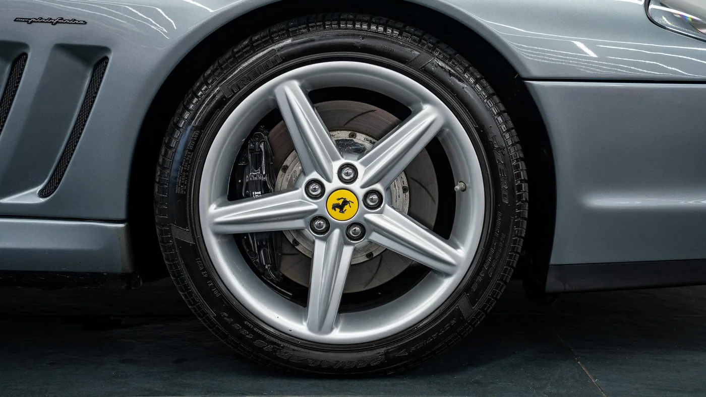 2004 Ferrari 575M Maranello F1 angeboten von einem Fachhändler in Swadlincote, Vereinigtes Königreich, Foto 13 von 15