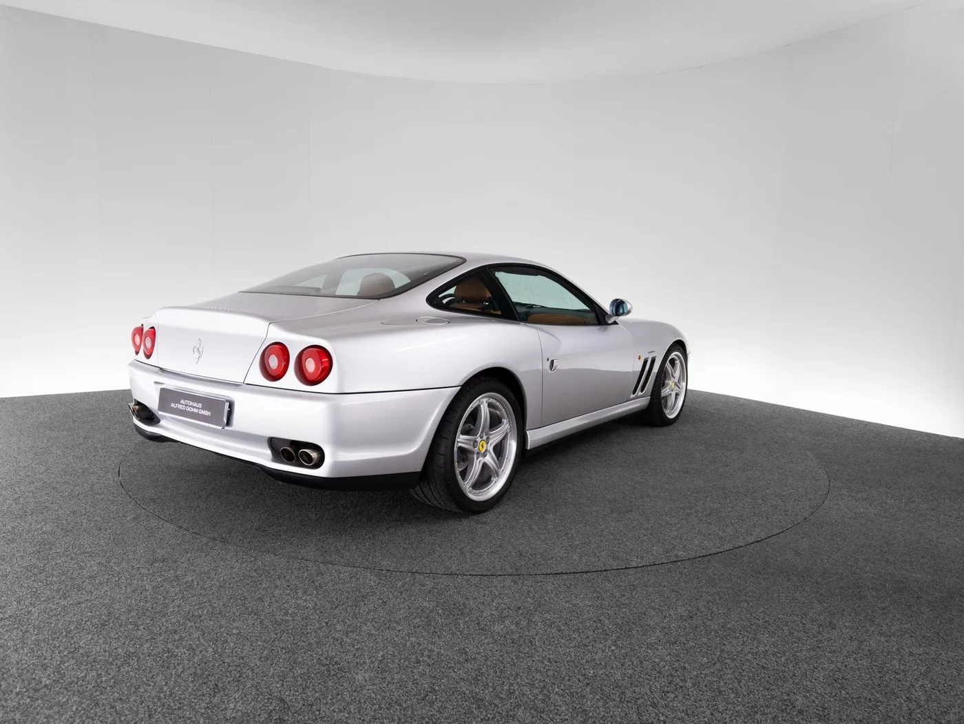 2004 Ferrari 575M Maranello proposée par un concessionnaire spécialisé à Singen, Allemagne, photo 5 sur 15